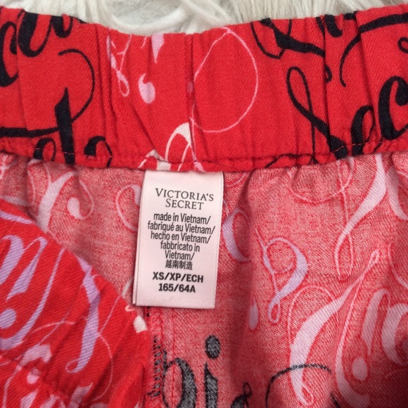 VS Signature Sleep Shorts - Picture 5 of 6